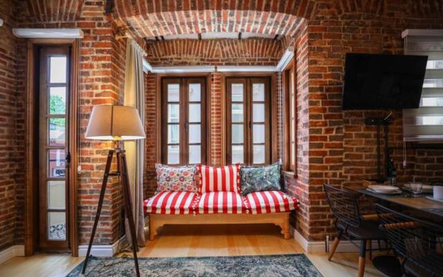 Galadoo Suites 2nd Floor