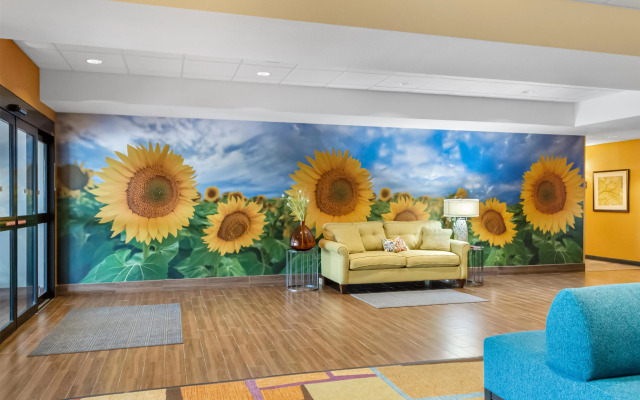 Best Western Plus Hiawatha Hotel