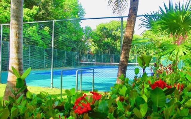 PlayaCar House MZ 28 by Playa Paradise