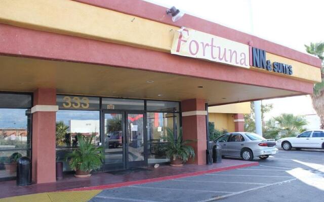 Fortuna Inn & Suites