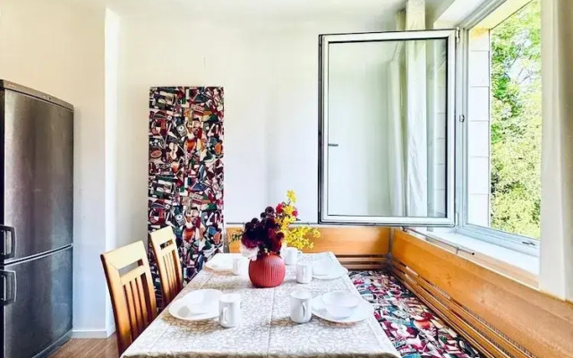Cozy Garden Villa near Danube For 16P