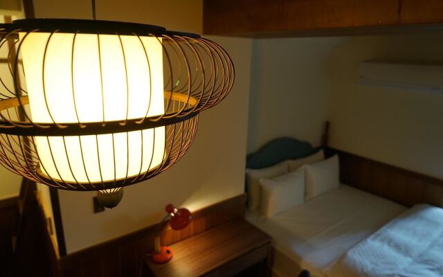 4 Design Inn