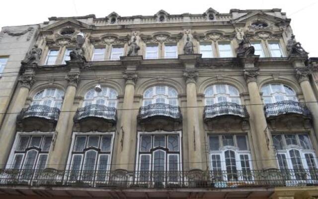 Lviv's Prospekt Shevchenka apartments