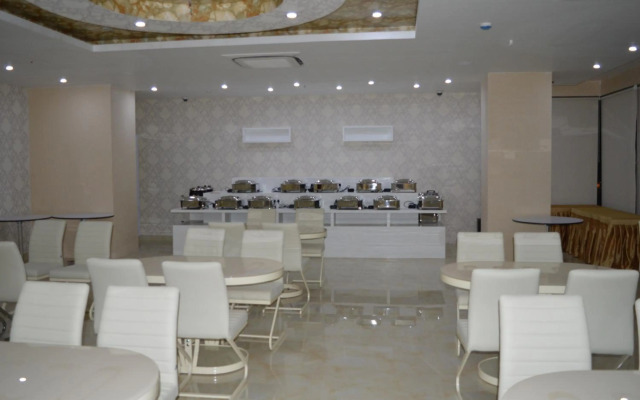 OYO 1489 Hotel Diamond's Pearl