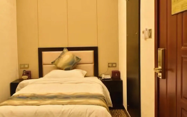 Romantic Coast Theme Hotel