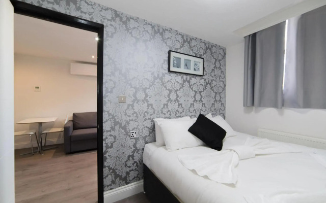 Imperial Court Suites