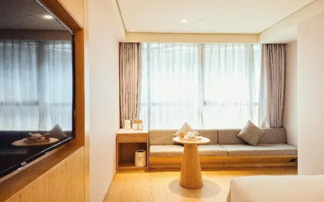 Ji Hotel Shanghai Jinshajiang Road