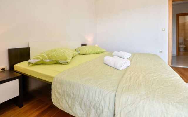 Apartment Milin Murter/Jezera 11983