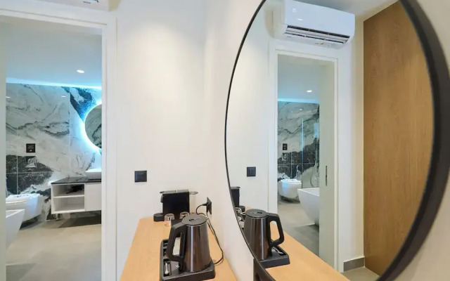 Monarco Executive Rooms