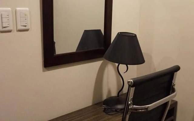 West Avenue Suites