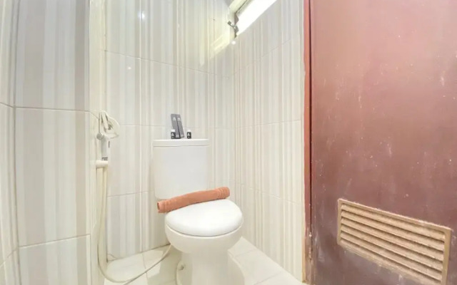 Simply 3BR Apartment at Gateway Ahmad Yani Cicadas
