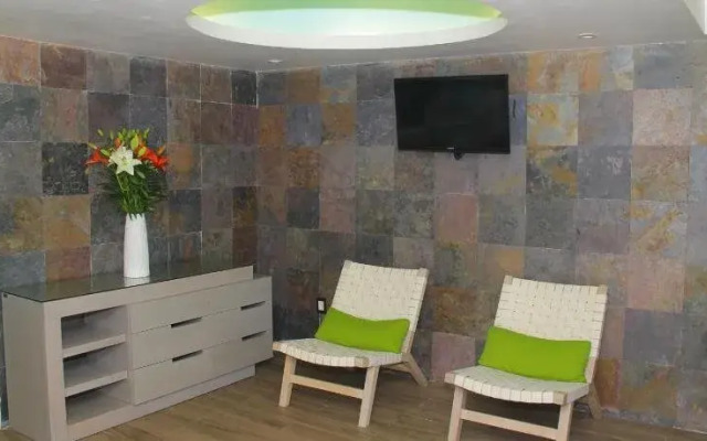 Hotel Villas Maria Isabel