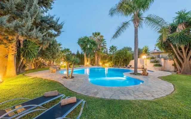 Can Gual in Inca With 4 Bedrooms and 3 Bathrooms