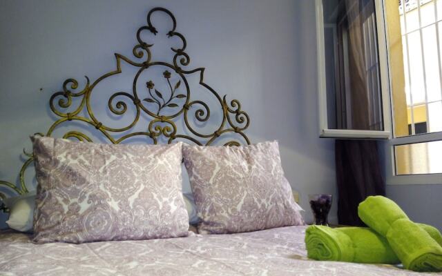 Azahar Apartamentos Medina Center