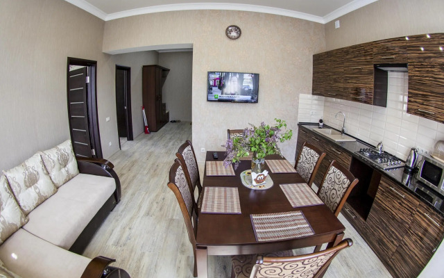 Апартаменты на улице Чкалова 75