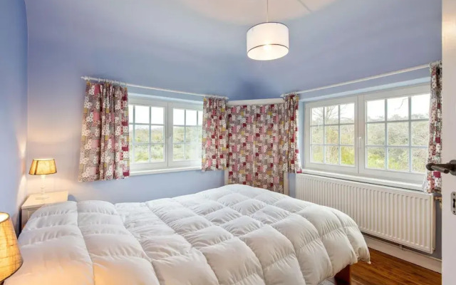 Renovated Hortensia Villa Next to the Dunes