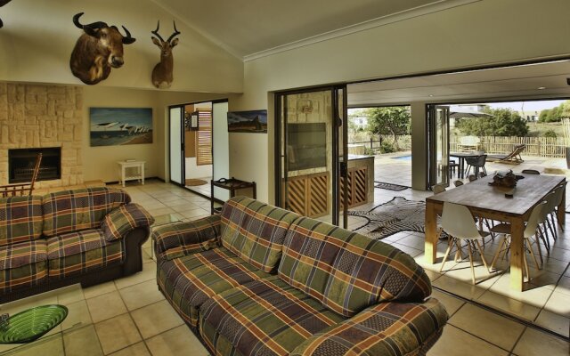 Bailee's Place Langebaan 6-sleeper