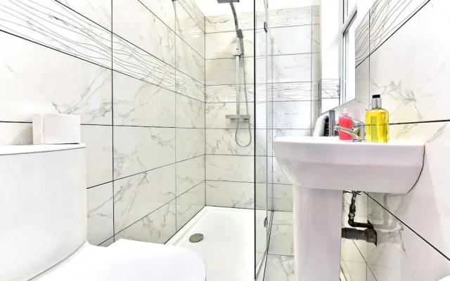 West Ealing SVD Apt. - 2 Bedroom 2 Bath