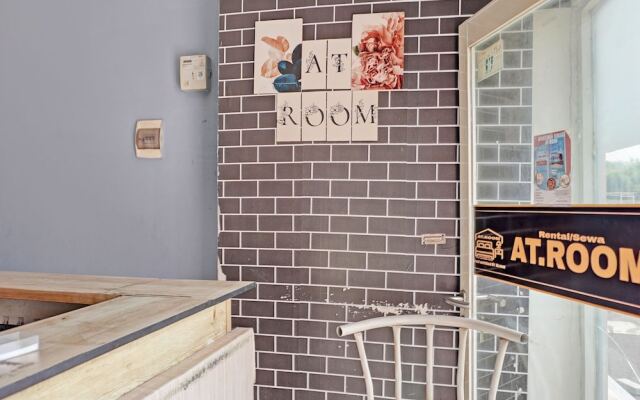 Collection O 92959 Apartement Sentraland Karawang By AT Room