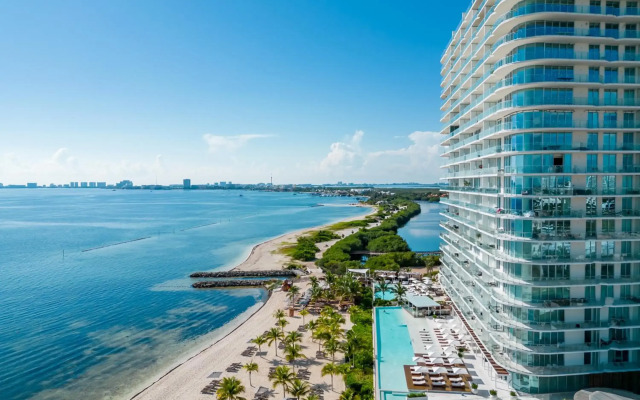 SLS Cancun