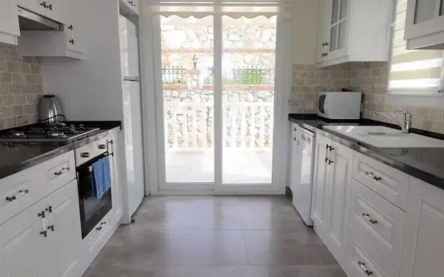 Villa BEY2 by JoyLettings