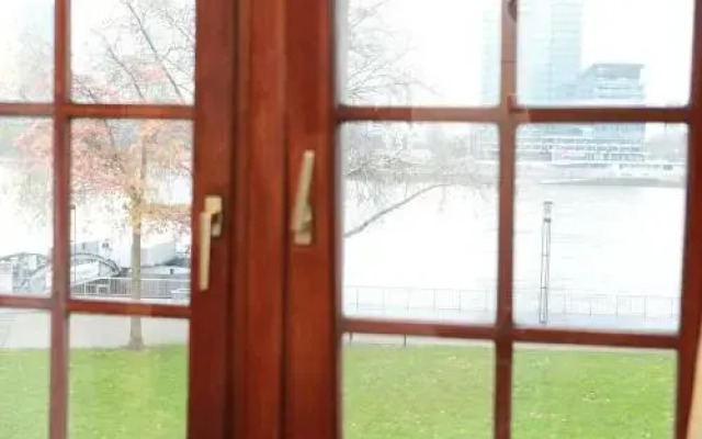 Haus Enteresan