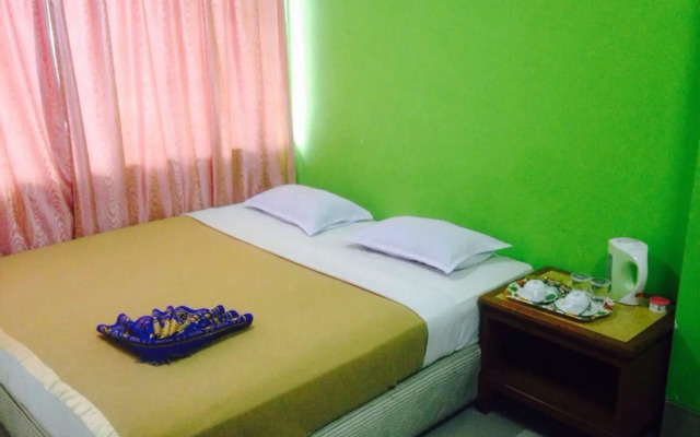 F Hotel