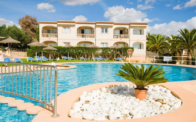 Apartamentos Sol Romántica by DOT Suites