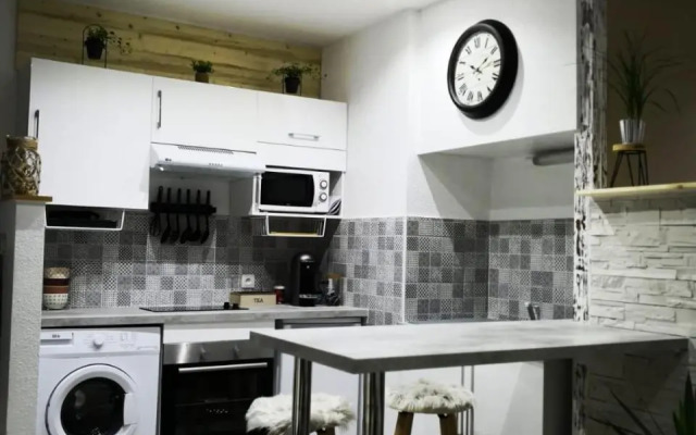 Studio zen et cosy, neuf en pleine ville