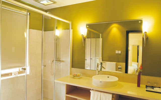 Flower Inn - West Lake Branch