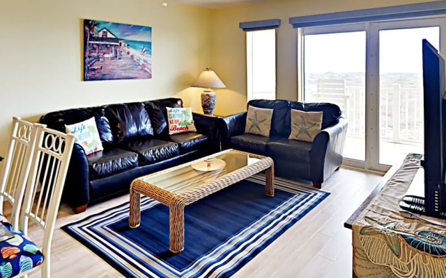2001 Grand Caribbean by RedAwning