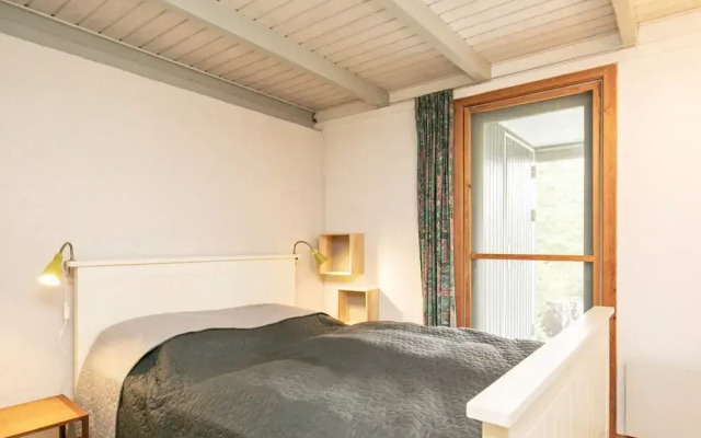 6 Person Holiday Home in Roslev