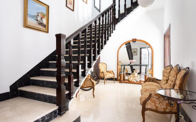 Home2Book Center Design Apartment Santa Cruz