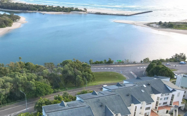 The Hill Apartments Currumbin Beach