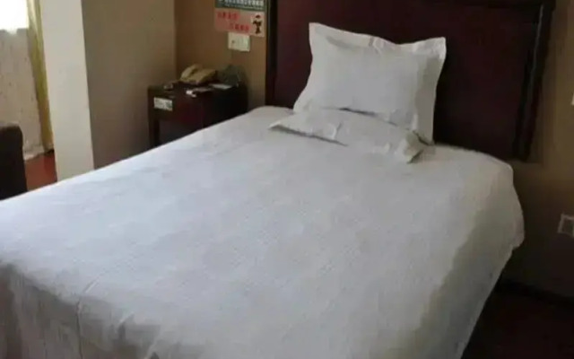 Greentree Inn Hunan Zhangjiajie Forest Park Jinbian Road Express Hotel