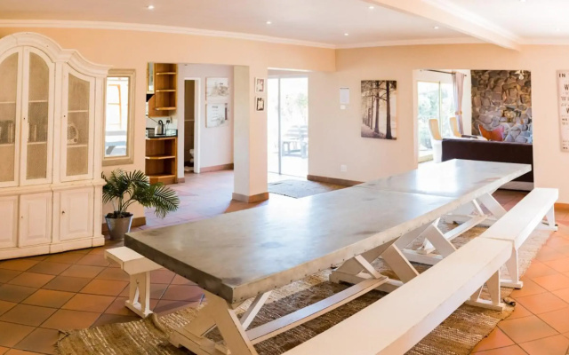 Black Horse Estate