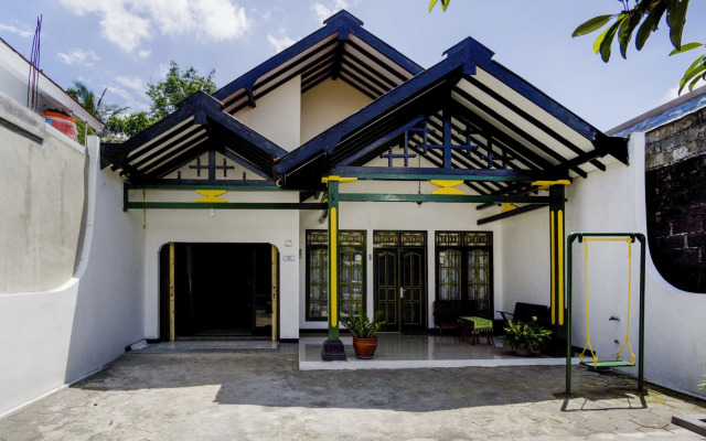 OYO Life 3301 Pondok Eyang Obi