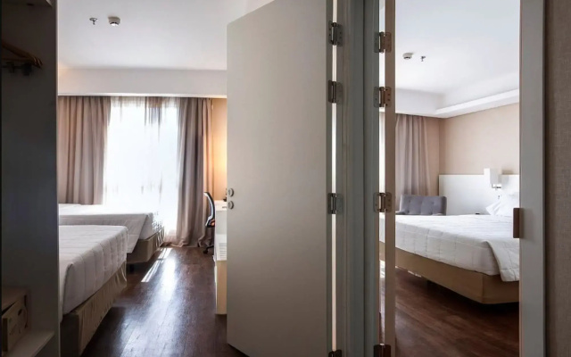 Holiday Inn Express Farroupilha by IHG
