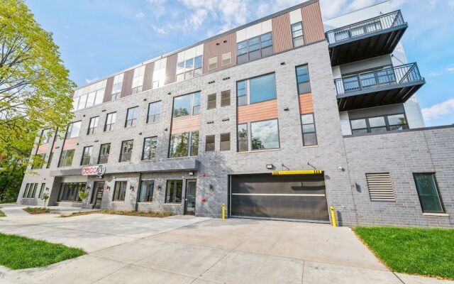 Kasa Bryn Mawr Minneapolis