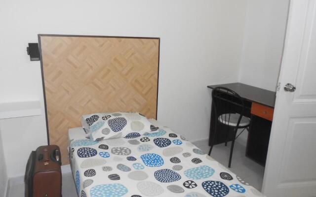 Crescent Rooms