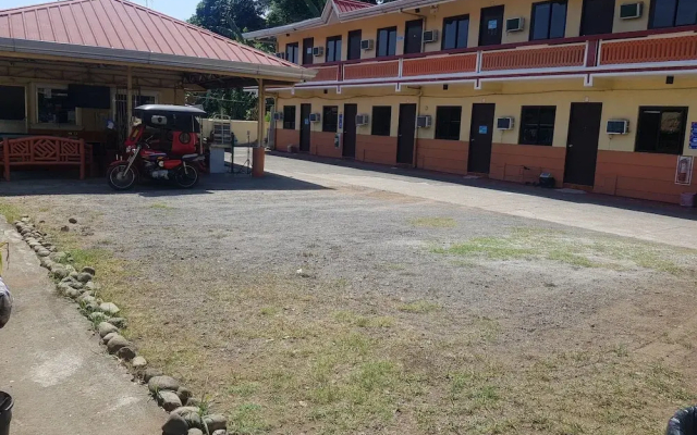 Enriquez Lodge