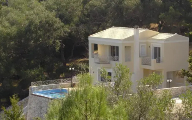 Paxos villa Thalassa