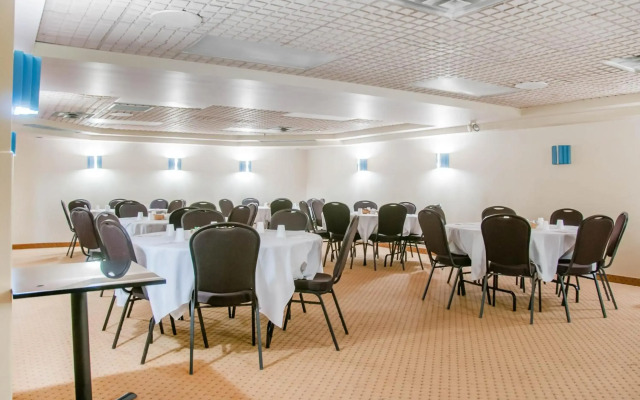Empire Suites