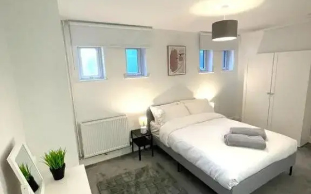 Prosper House Apartment 5