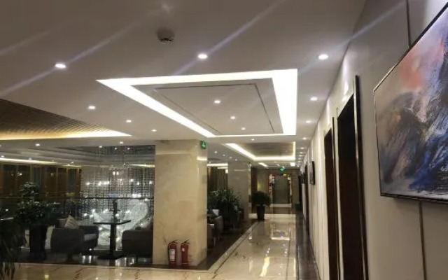 Huanghe Hotel(Gonghe Qinghai Lake Street Branch)