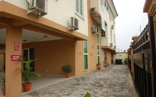 Millicent Hotel And Suites