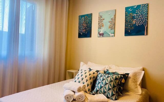 MRG - Charmoso 2D na Rua Coberta