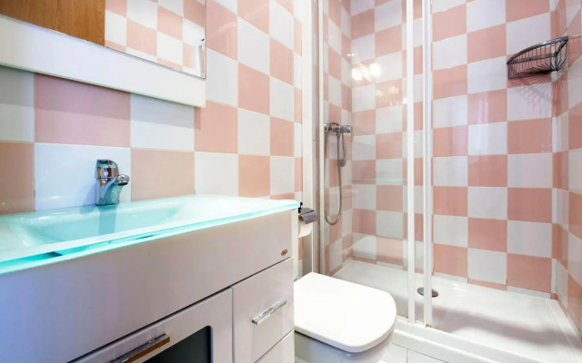 Apartamentos Day Madrid BALLESTA Centro Gran Via Sol Malasaña