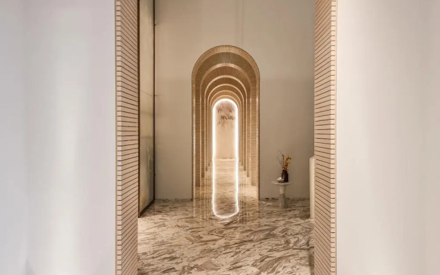 DXB - Five - 31201 - PJ