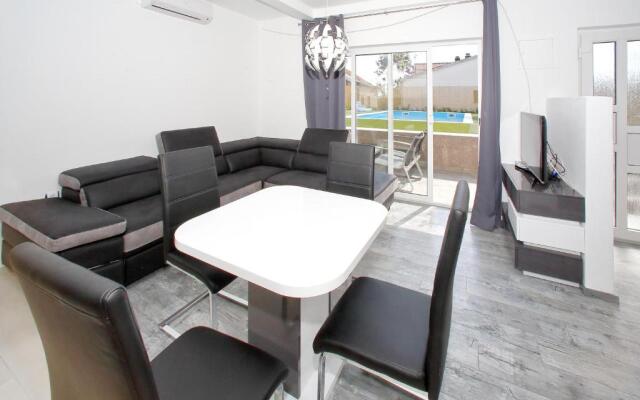 Apartment Goga